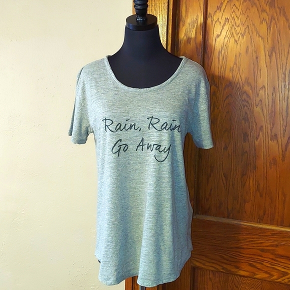 Banana Republic "Rain Rain Go Away" Scoop Neck Verrigated Gray Tee M - Picture 1 of 7